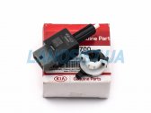 Датчик стоп-сигналу Carens Ceed Cerato Forte K5 Optima Rio Sorento Soul Accent Creta Elantra i10 i20 i30 i40 ix35 Tucson MOBIS 938103S700